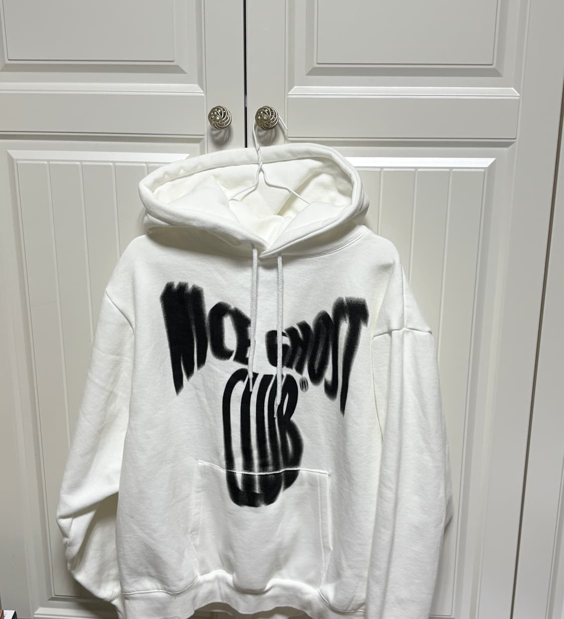 나이스고스트클럽 스크림 로고 스웻 후드티 상품이미지1