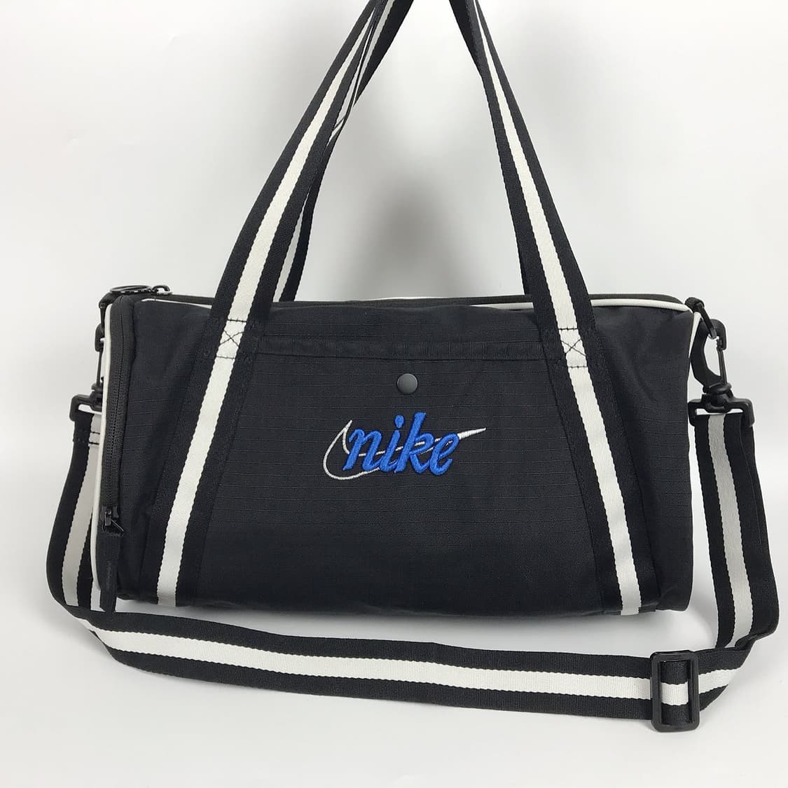 나이키 레트로 더플백 13L 가방 상품이미지2