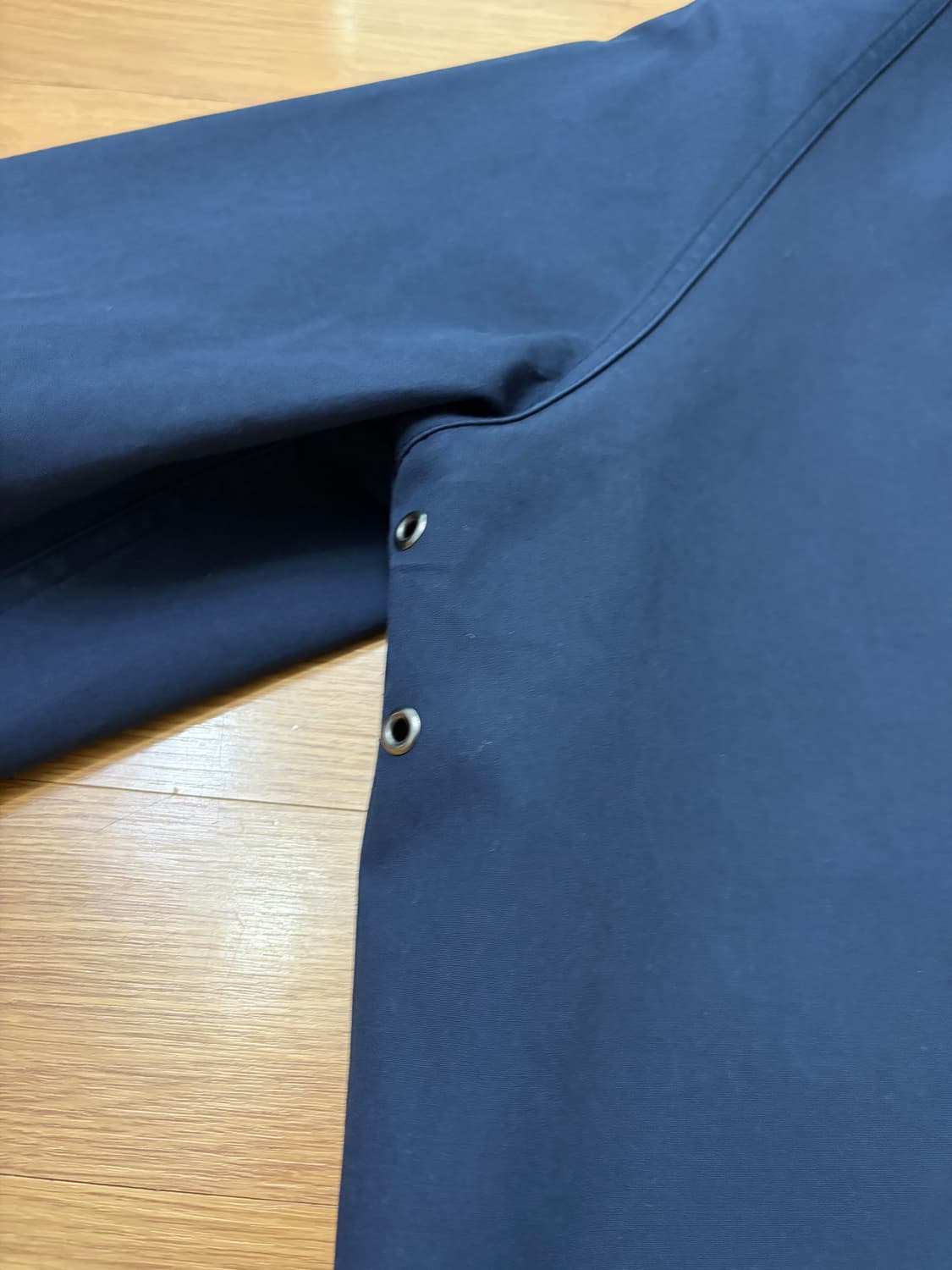 유니클로 jw앤더슨 리버시블하프코트 상품이미지4