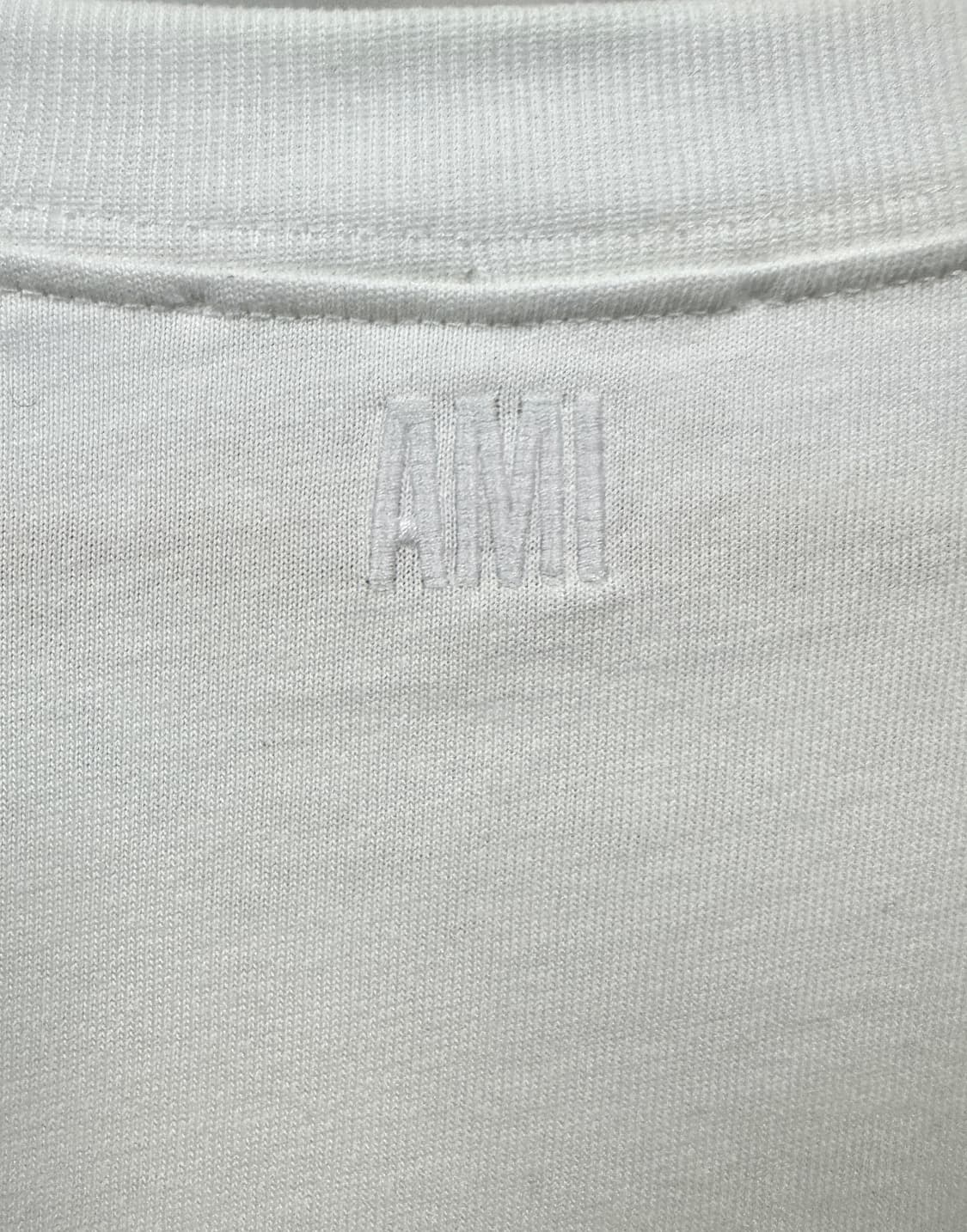 AMI PARIS 아미 톤앤톤 빅하트 자수로고 화이트 반팔티 XL 상품이미지4