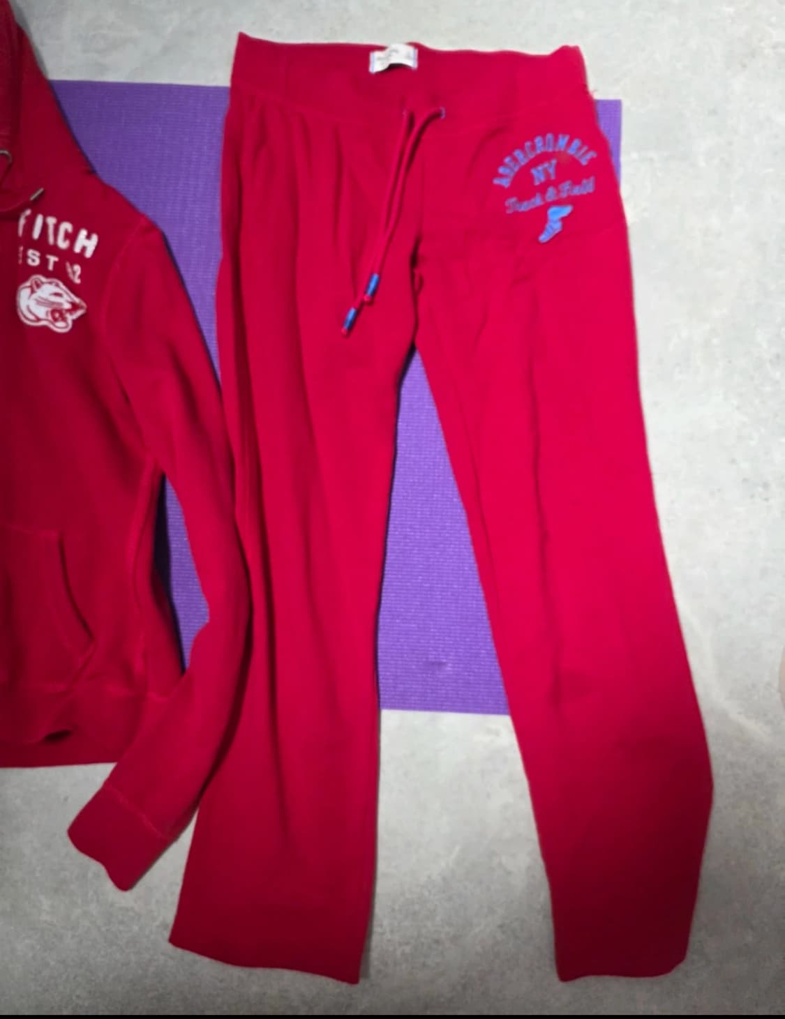 아베크롬비y2k 레드 셋업세트 상품이미지2