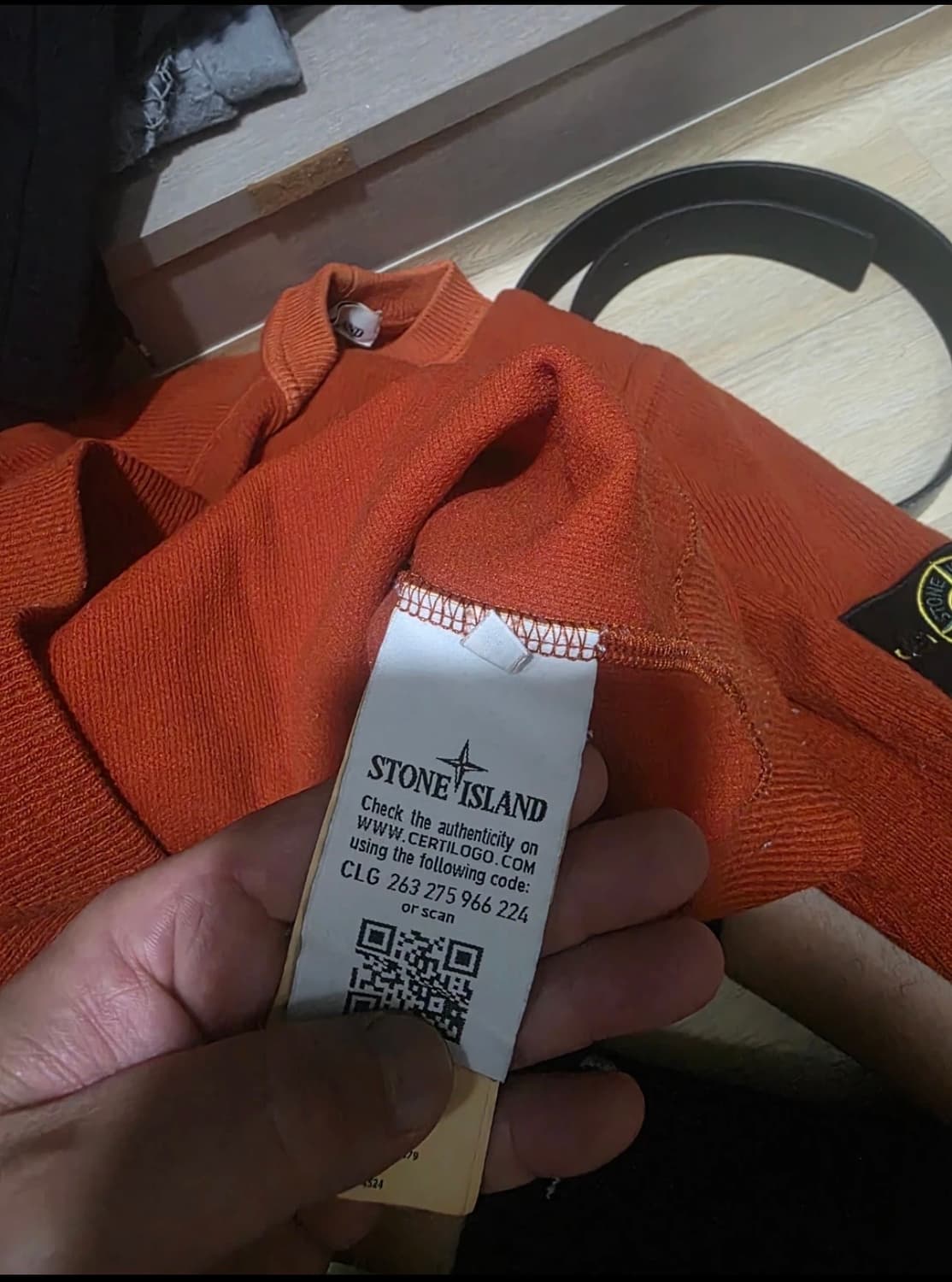 정품 스톤아일랜드 오렌지 맨투맨 상품이미지2
