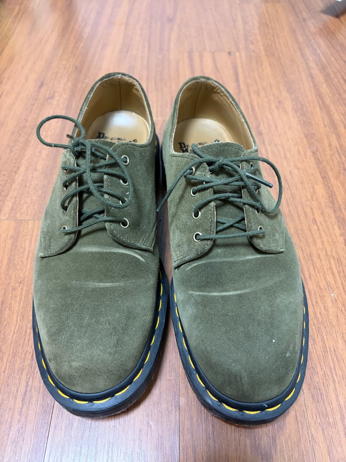 닥터마틴 스미스 4홀 스웨이드 카키 상품이미지1