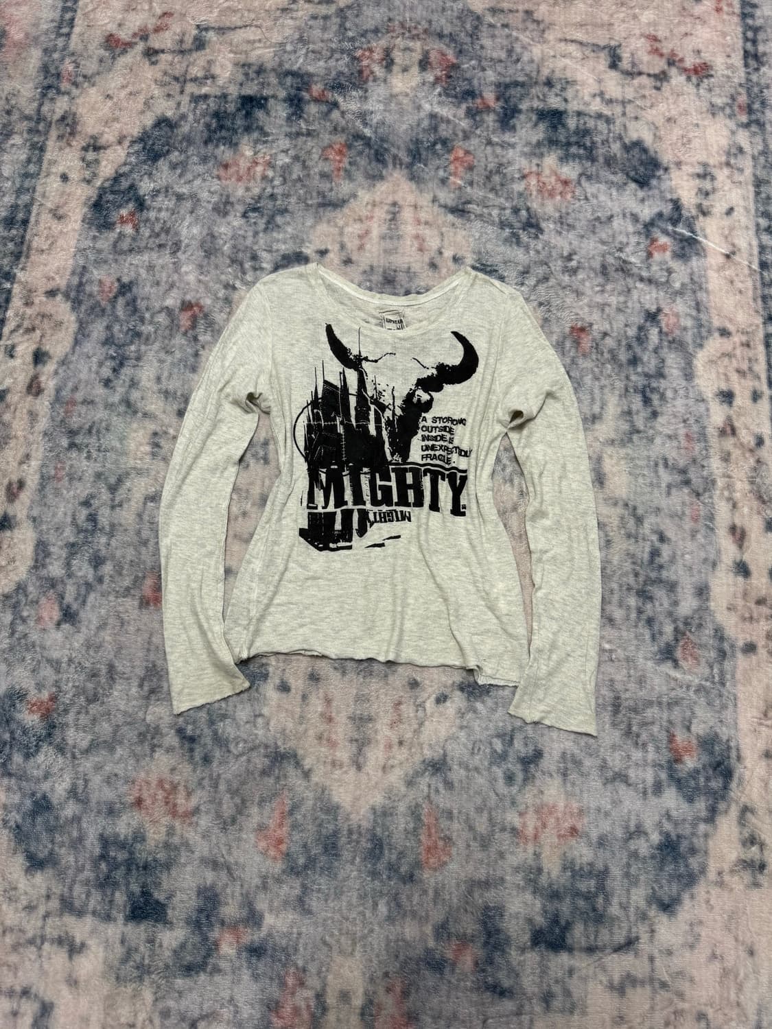 Lipstar distressed printing cut sew 상품이미지2