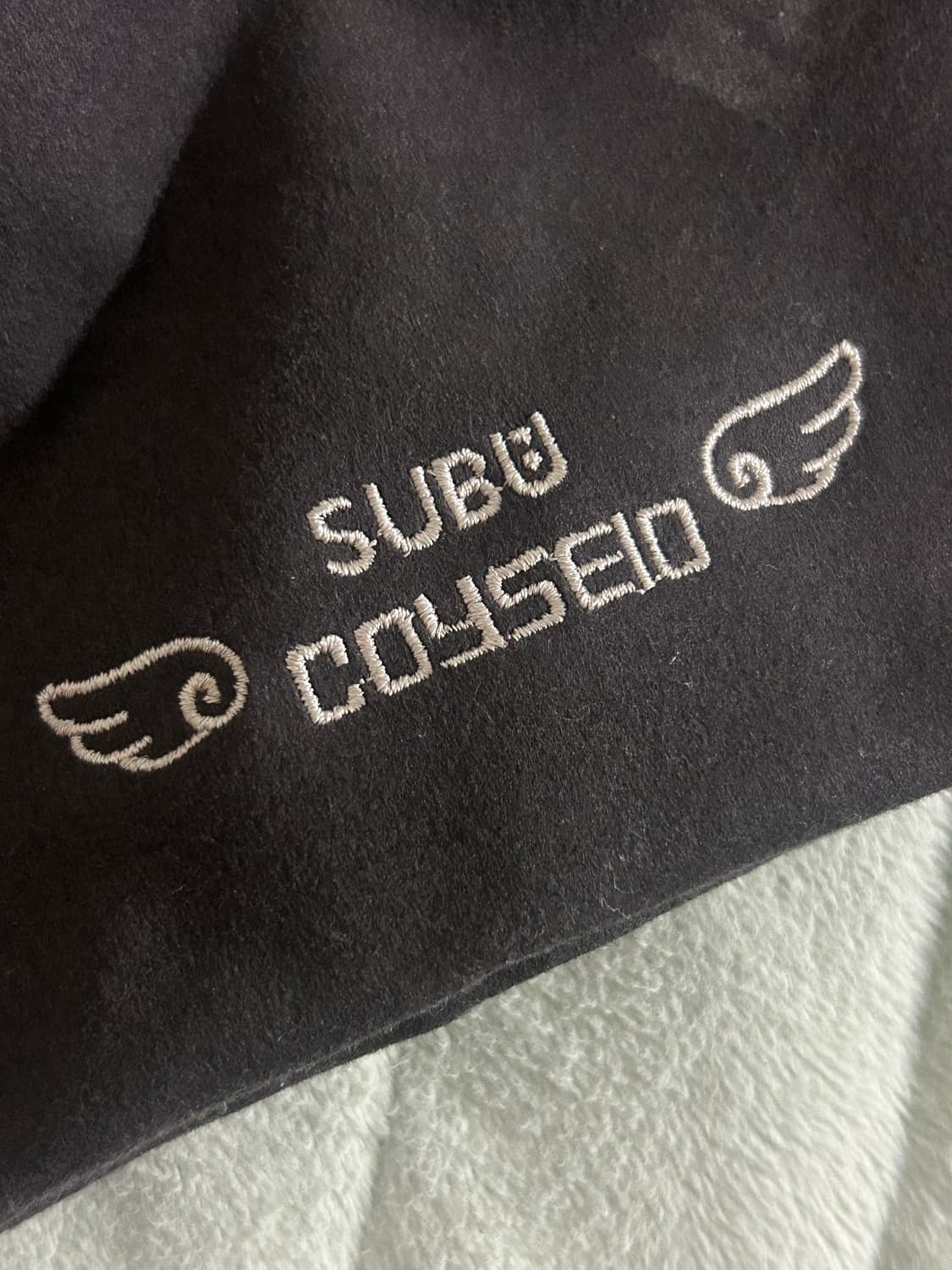 코이세이오 스부 엔젤 윙 패딩 슈케이스 콜라보  상품이미지2
