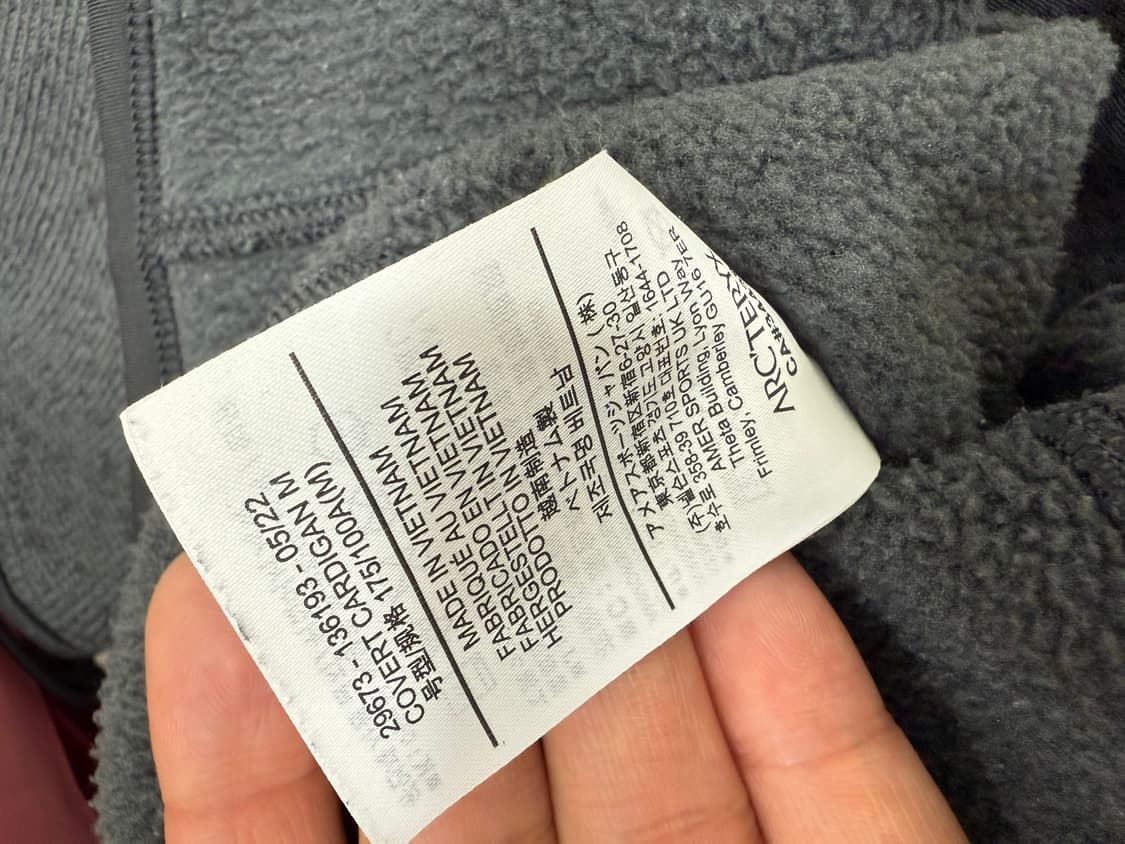 아크테릭스 커버트 가디건 M사이즈 판매합니다. 톤 다운된 회색이라 코디하 상품이미지4