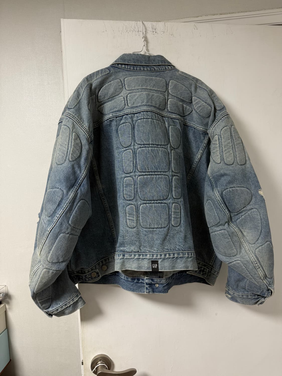 Yeezy Gap 칸예 모토 오버핏 바이커 데님자켓 상품이미지5