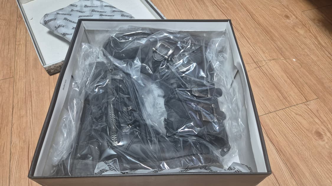 [데모니아] 볼트265 4버클 컴뱃부츠 US8 (상태/하) 상품이미지4