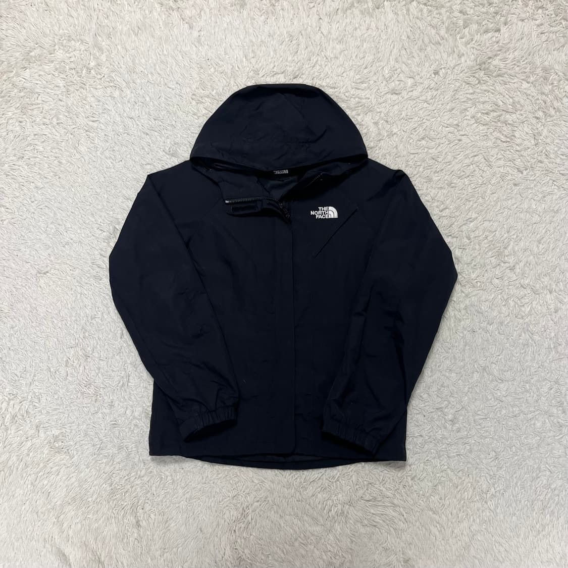 The North Face windbreaker 상품이미지4