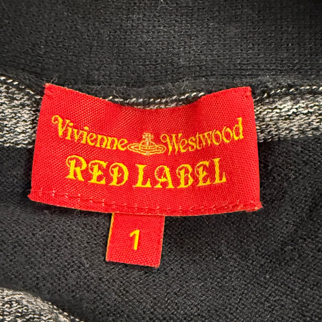 비비안웨스트우드 블랙 그레이 스트라이프 브이넥 가디건  상품이미지5