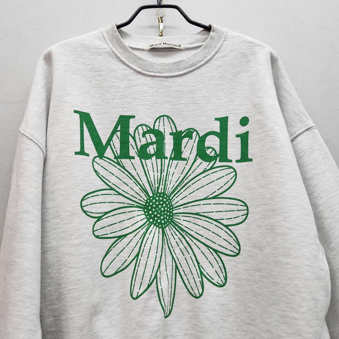마르디메크르디 빅로고 맨투맨 2XL 상품이미지2