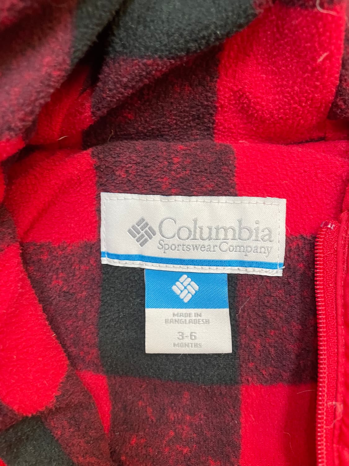 콜롬비아 아기 우주복 6M 사이즈 판매합니다. 55~65cm 아기들에게  상품이미지3