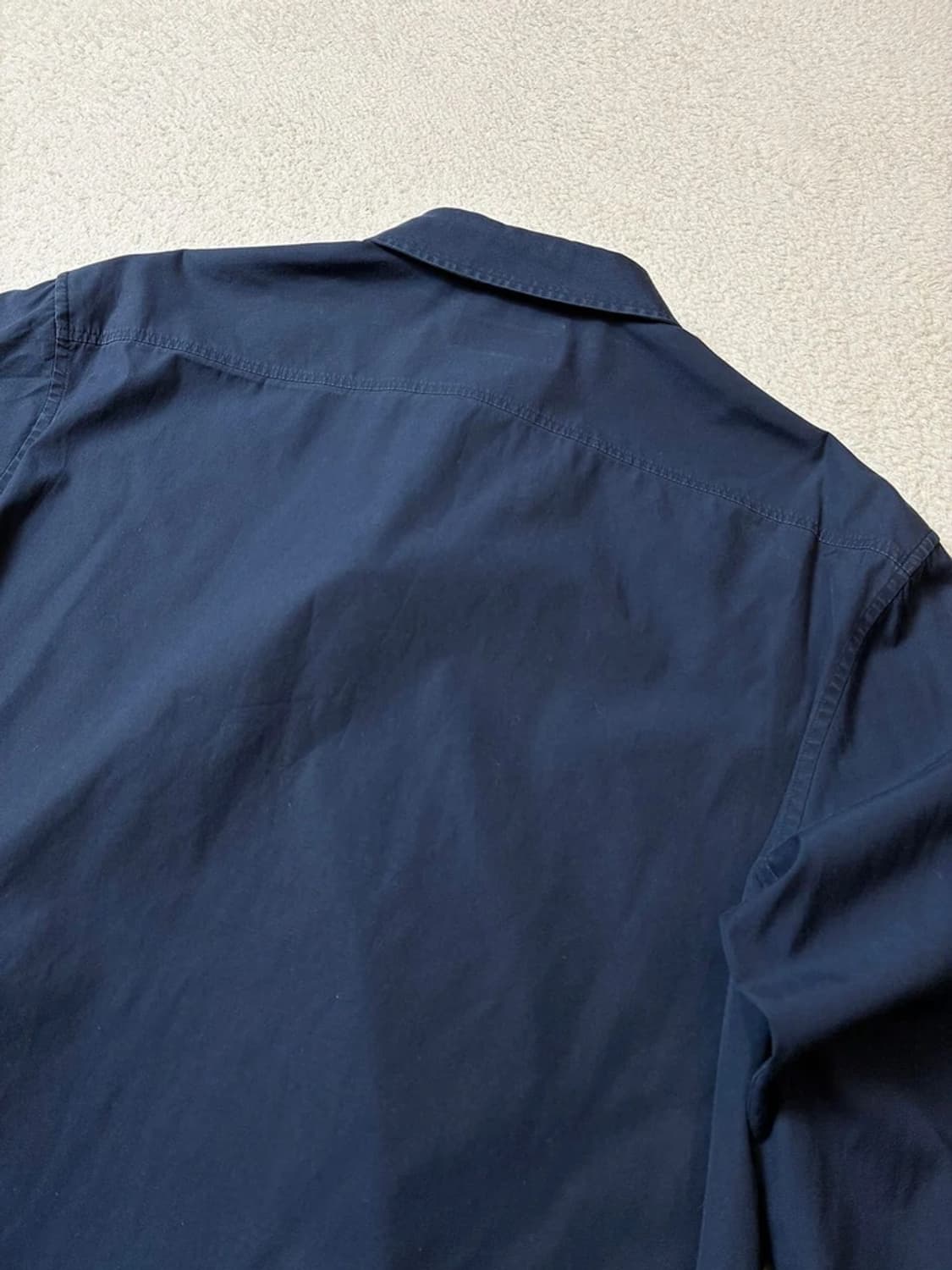 버버리 기마로고 안감 노바체크 솔리드 셔츠 PN7236 상품이미지7