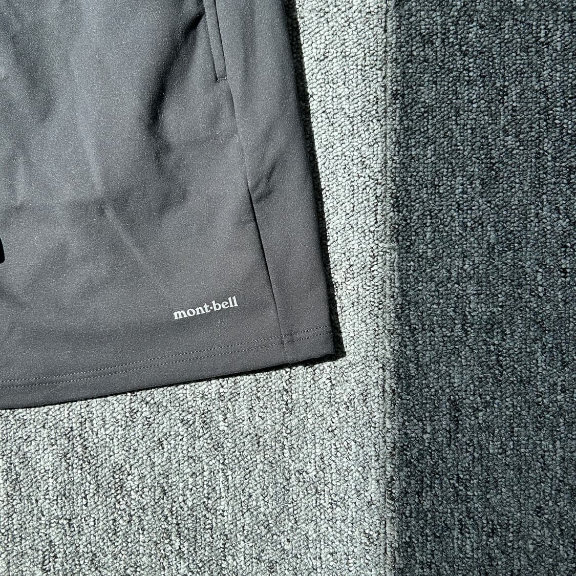 몽벨 블랙 밴딩 스커트 상품이미지2