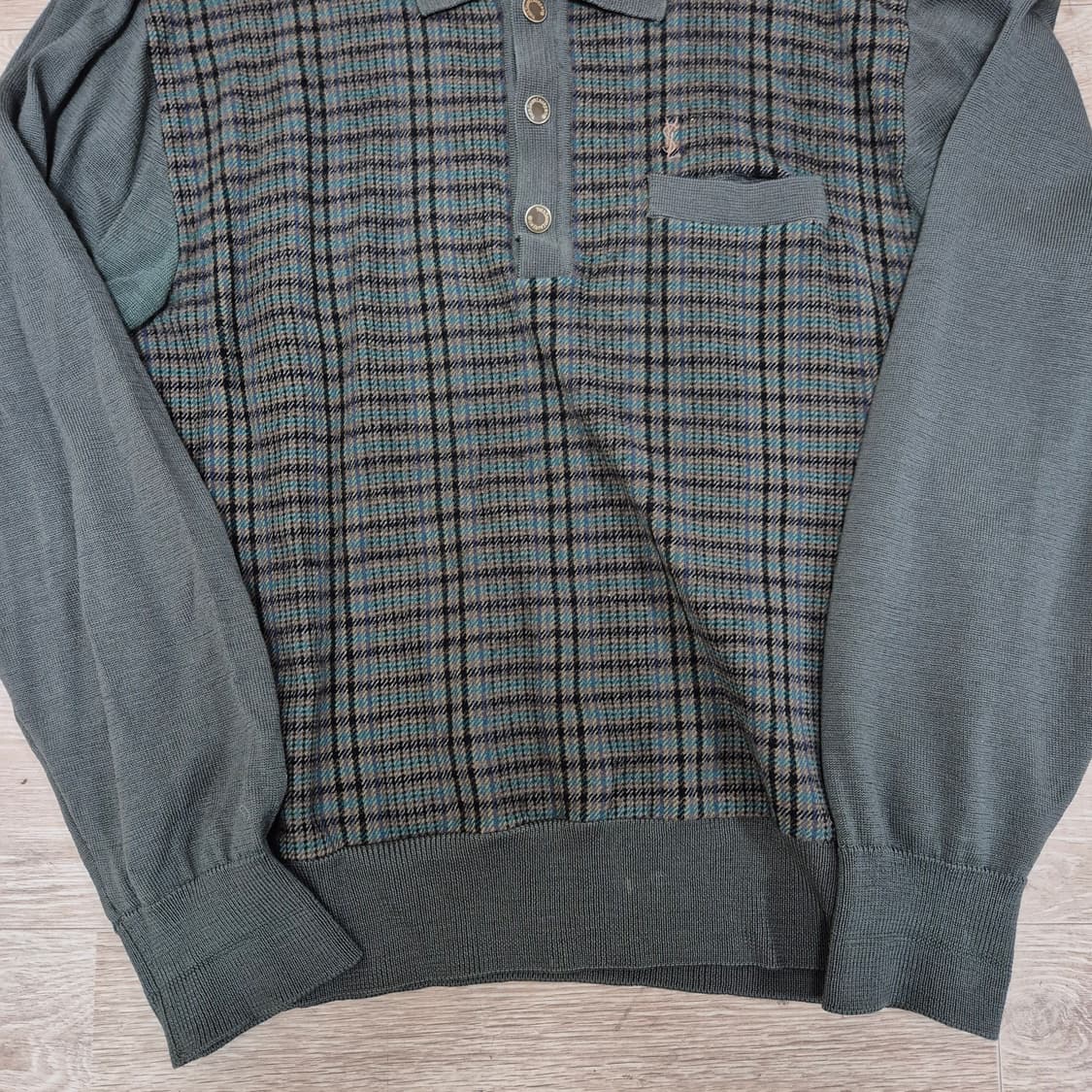 입생로랑 멀티체크 카라 니트 M(95) 상품이미지3