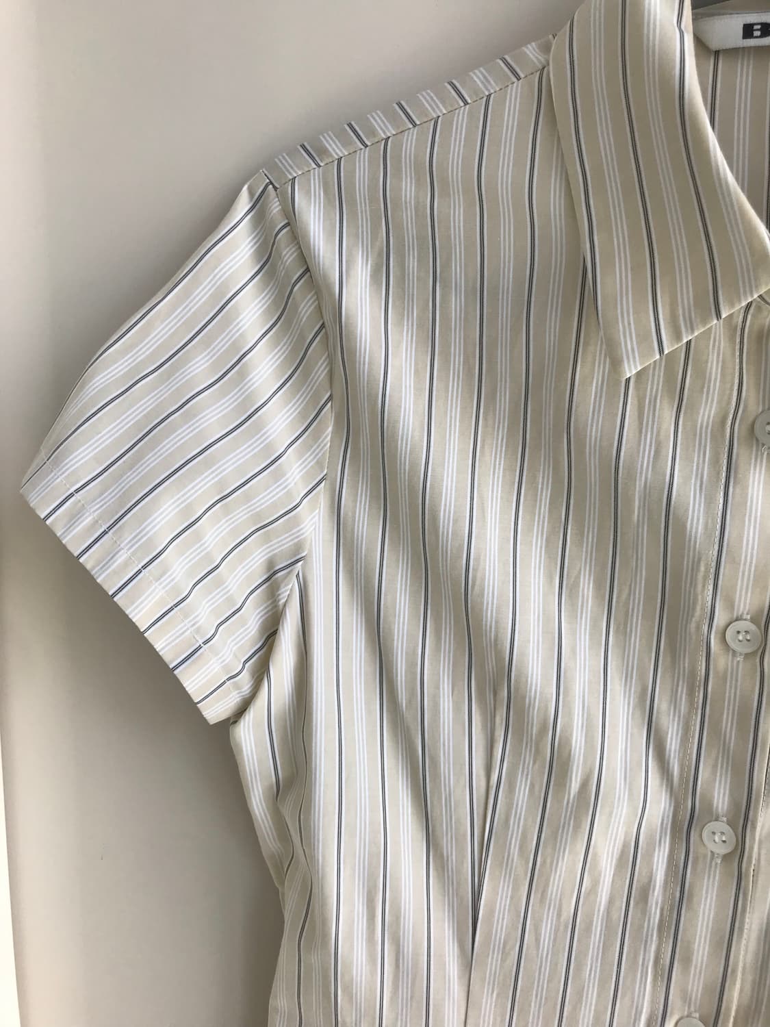 블랙업 반팔 셔츠 상품이미지2