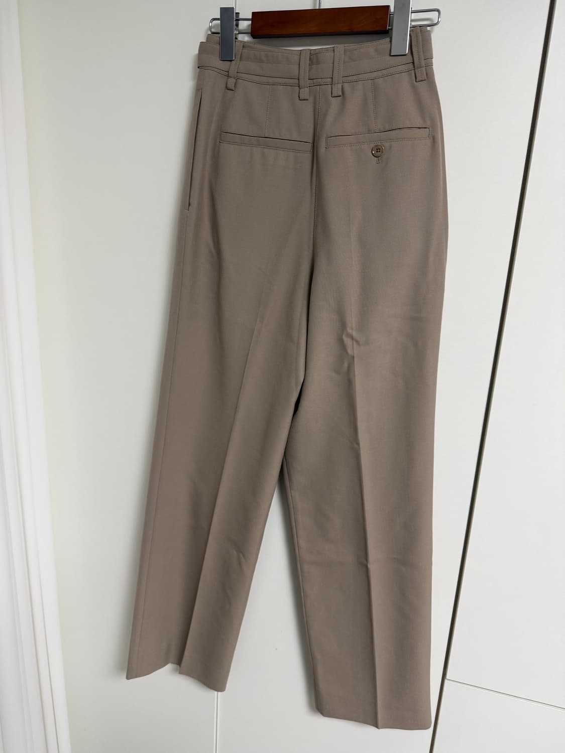 르메르 벨티드 슬랙스 팬츠 상품이미지2