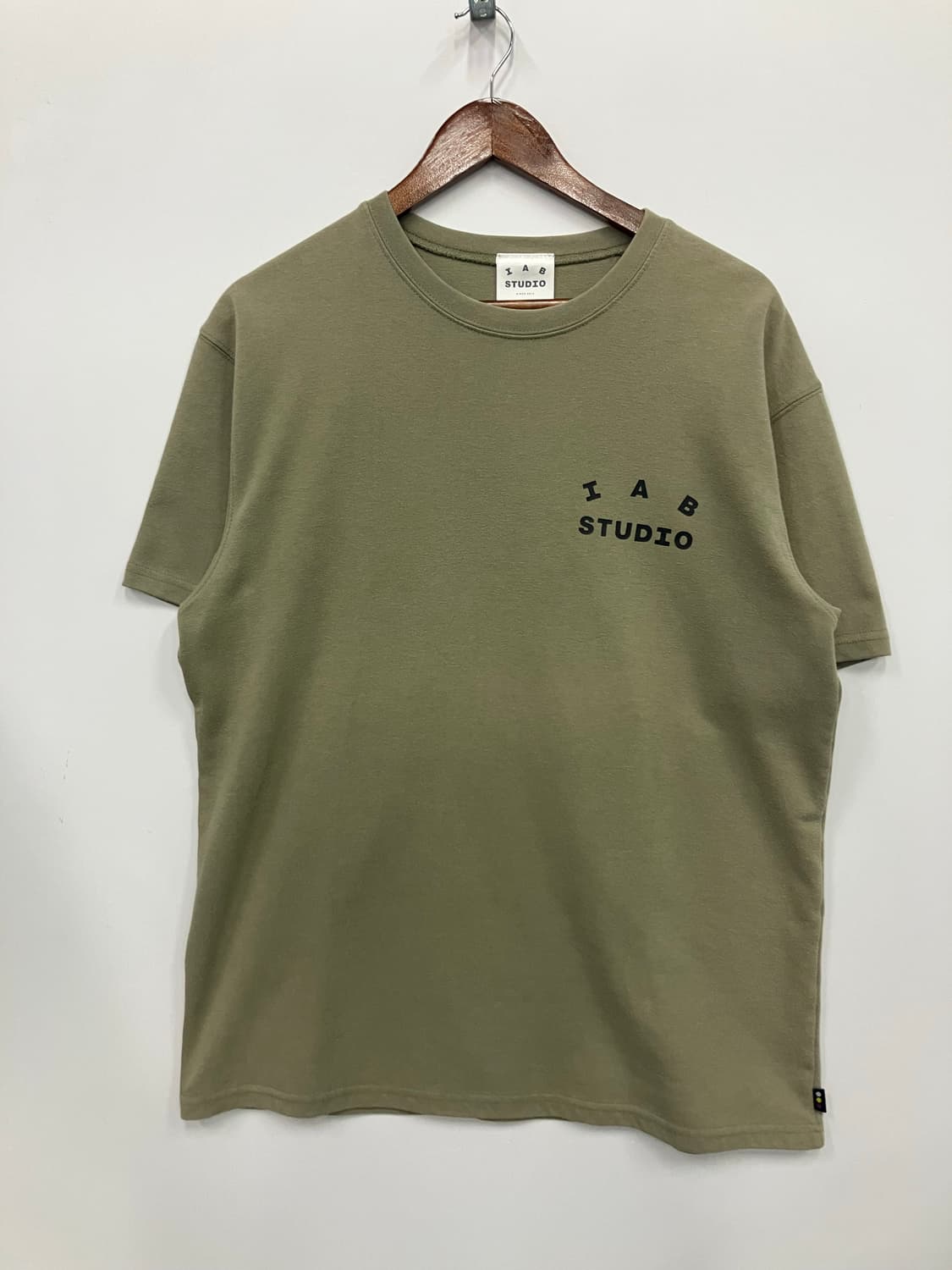 아이앱스튜디오 반팔티셔츠 상품이미지1