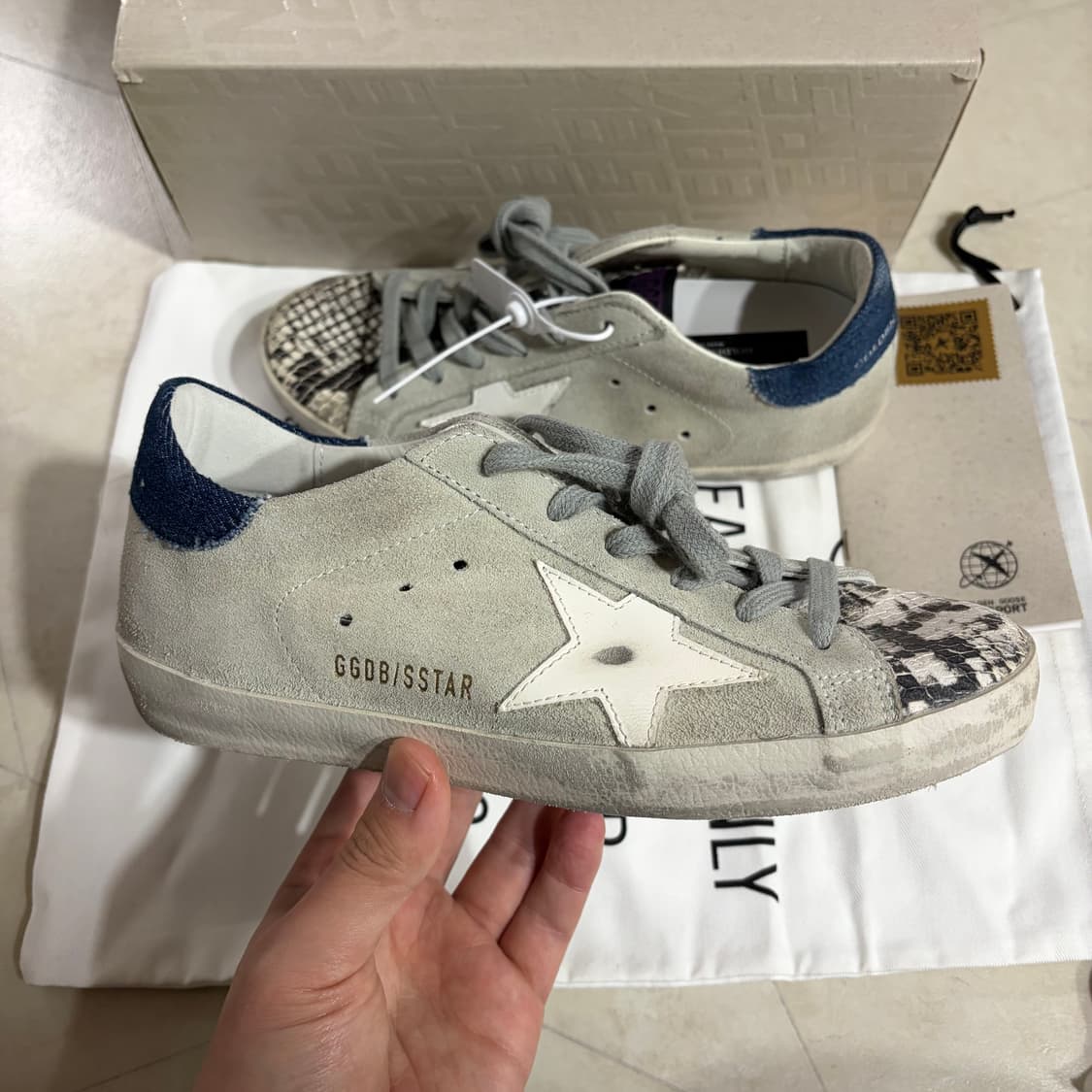 새상품(230)골든구스 슈퍼스타 스웨이드 블루 화이트 36 상품이미지1