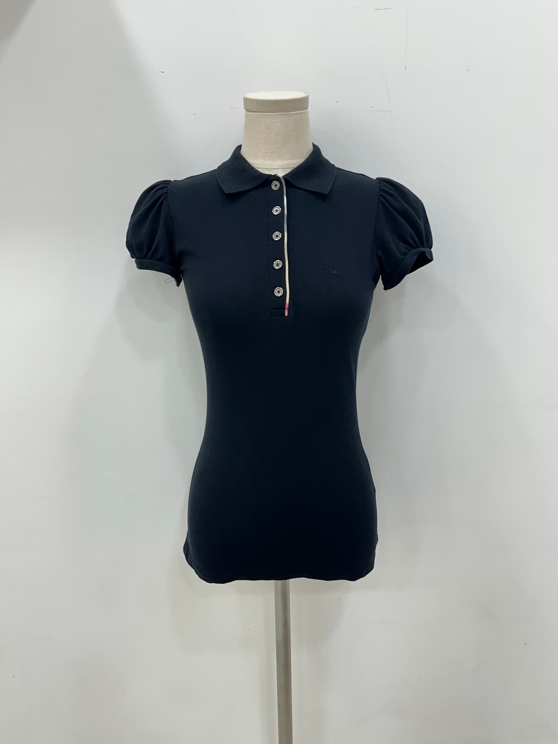 버버리 여성 블랙 반팔 상품이미지1