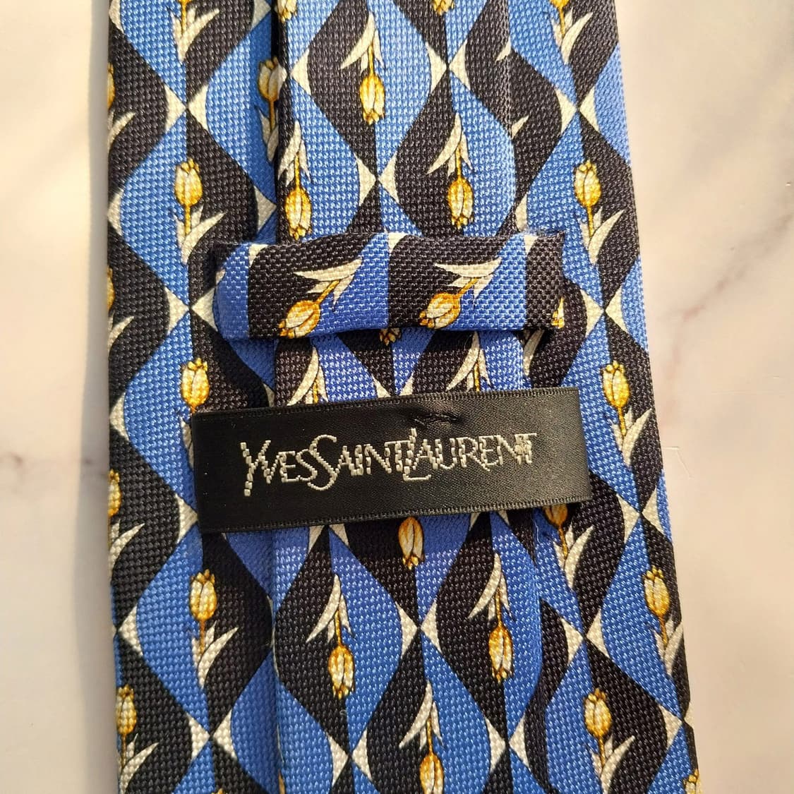 입생로랑 실크 블루&블랙 튤립 패턴 넥타이 9.2cm A+등급 K1324 상품이미지10