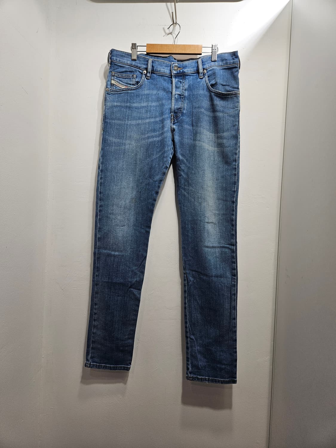 디젤(Diesel) 버스터 레귤러 슬림핏 31 상품이미지1