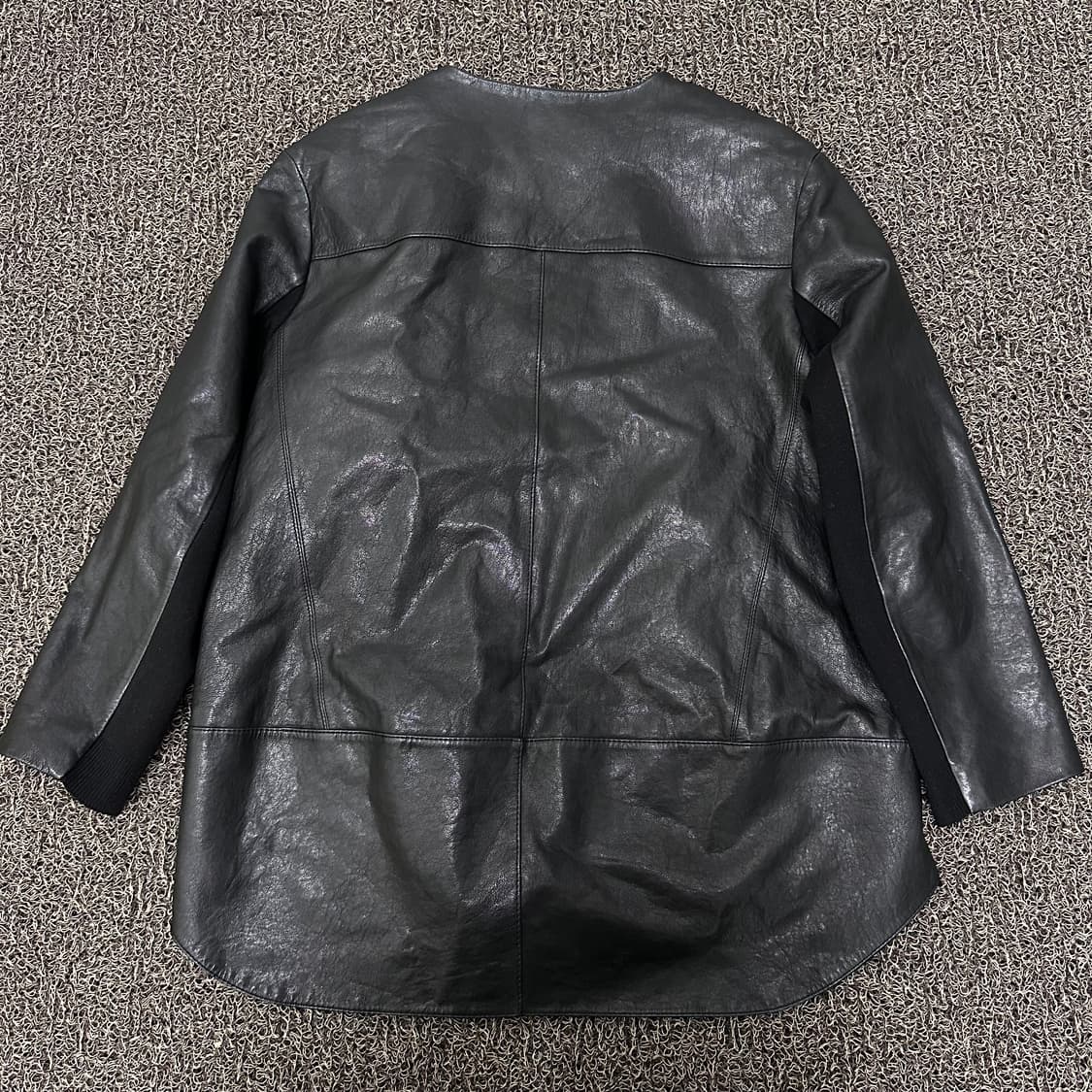 Lio Bell 리오벨 여성 양가죽 라이더 자켓 블랙 55사이즈 상품이미지5