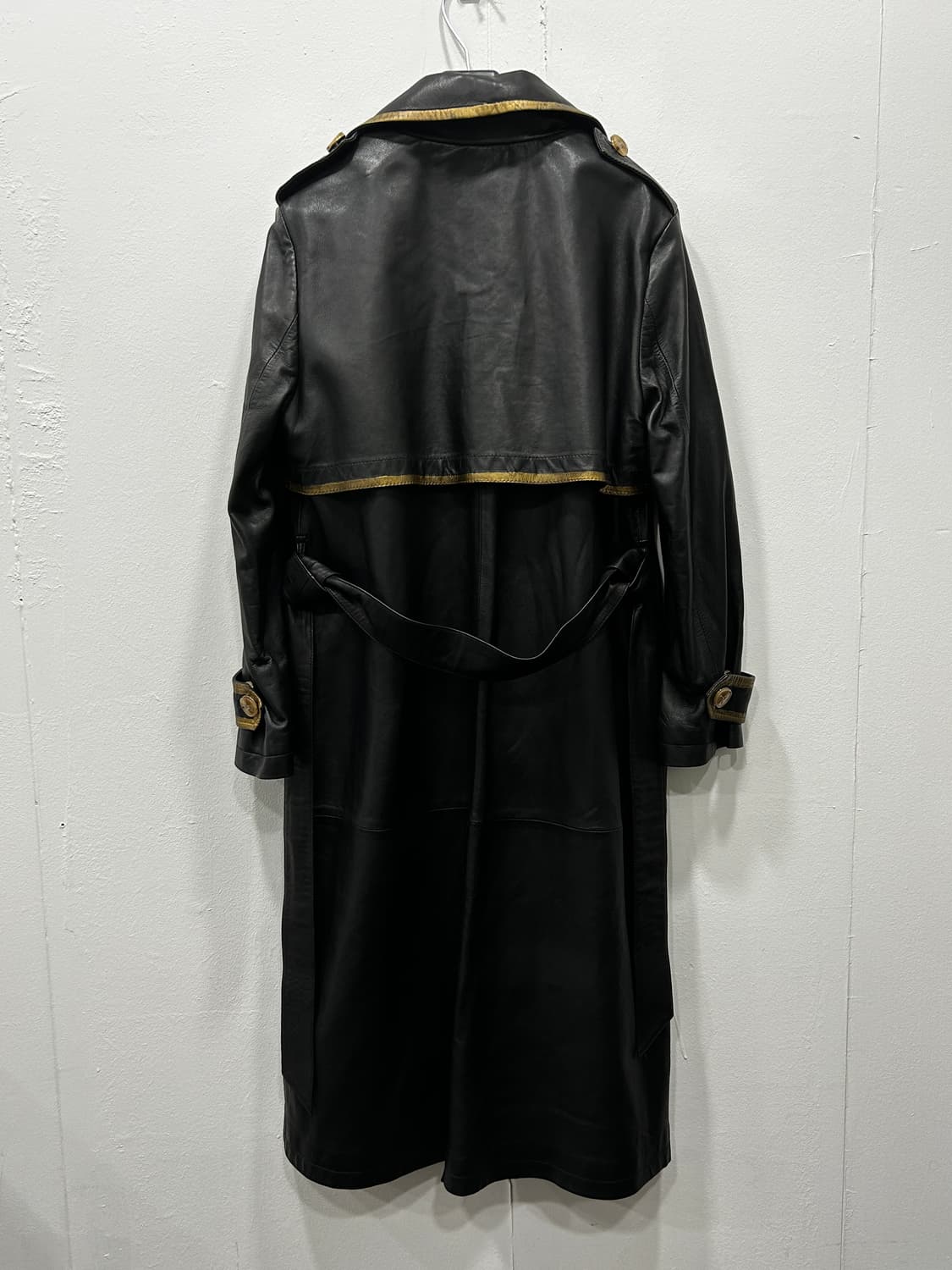 이상봉 양가죽 금장 롱 가죽코트 여성 85 상품이미지6