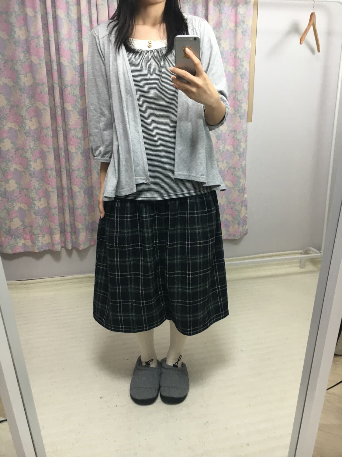 그레이 스트라이프 레이어드 티셔츠 상품이미지3