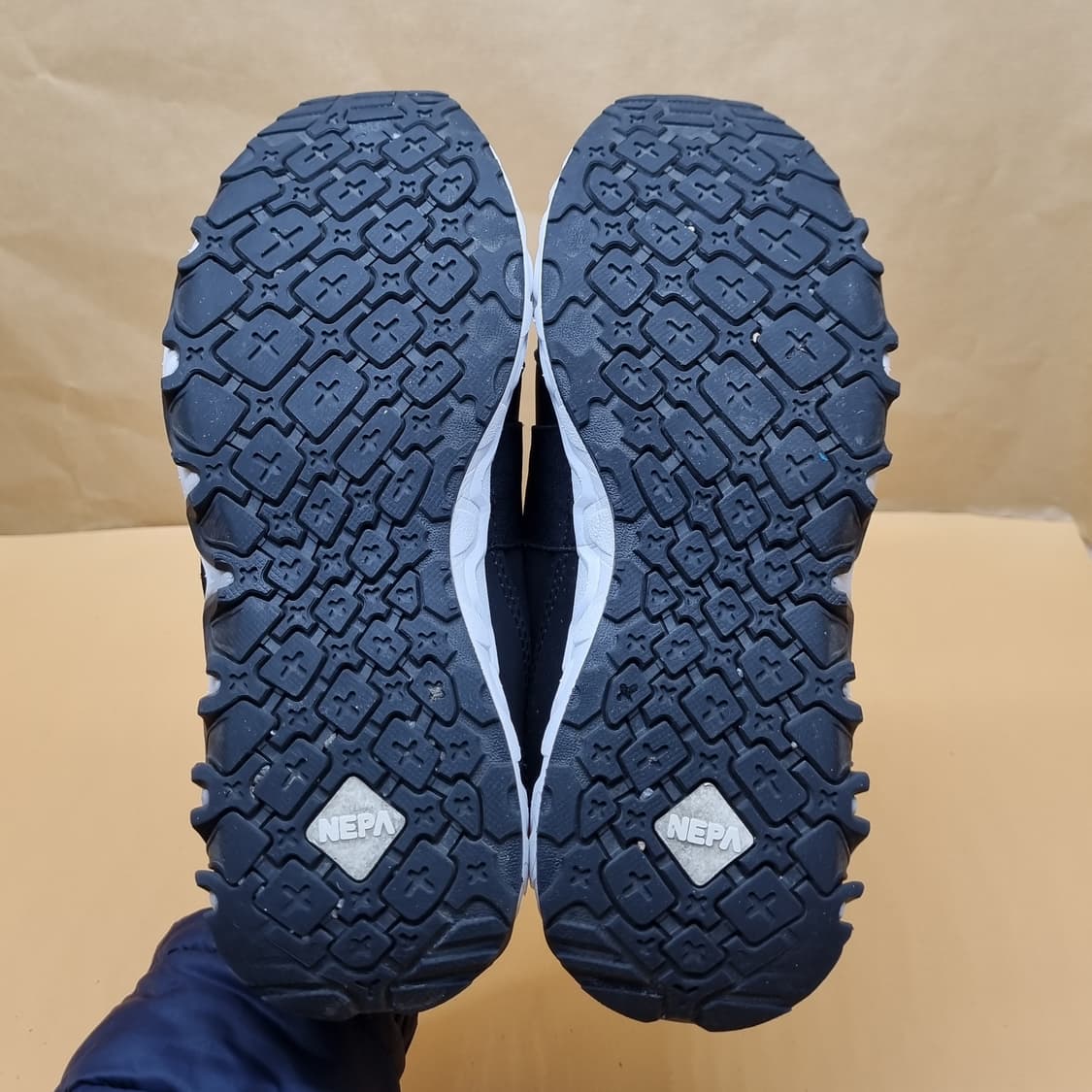 네파 안전화235 상품이미지3
