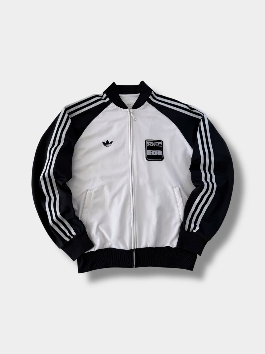 아디다스 루즈핏 흰검 배색 온두라스 파이어버드 트랙 져지 상품이미지1