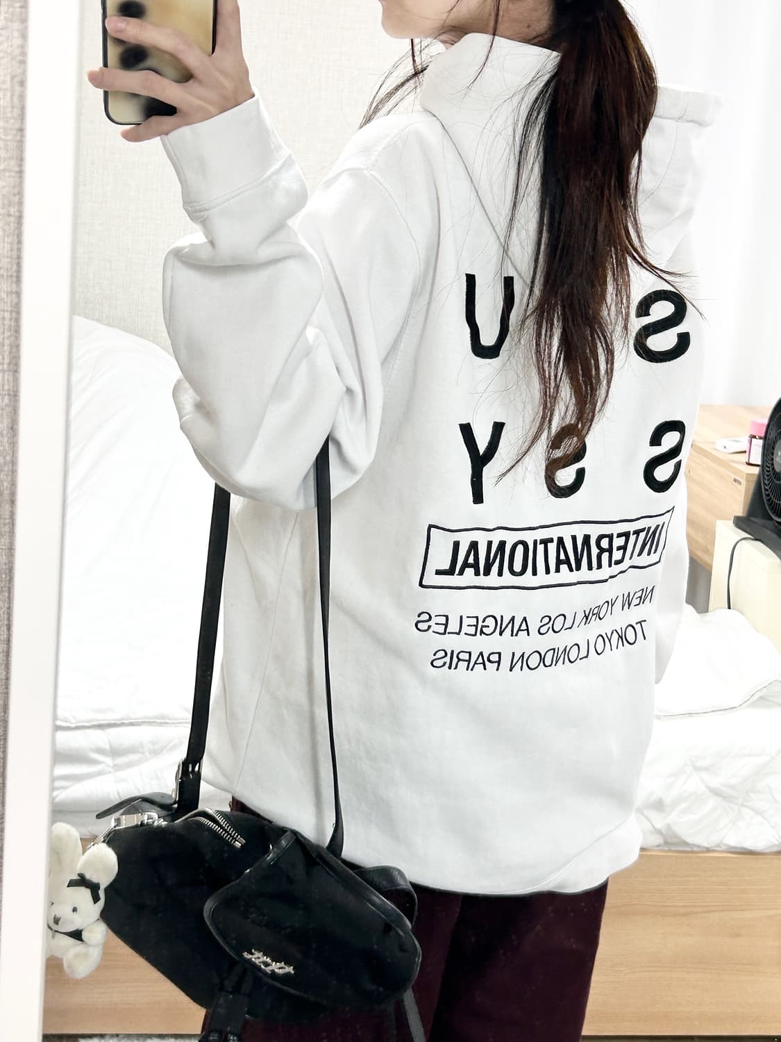 스투시 인터내셔널 빅로고 화이트 후드 상품이미지1