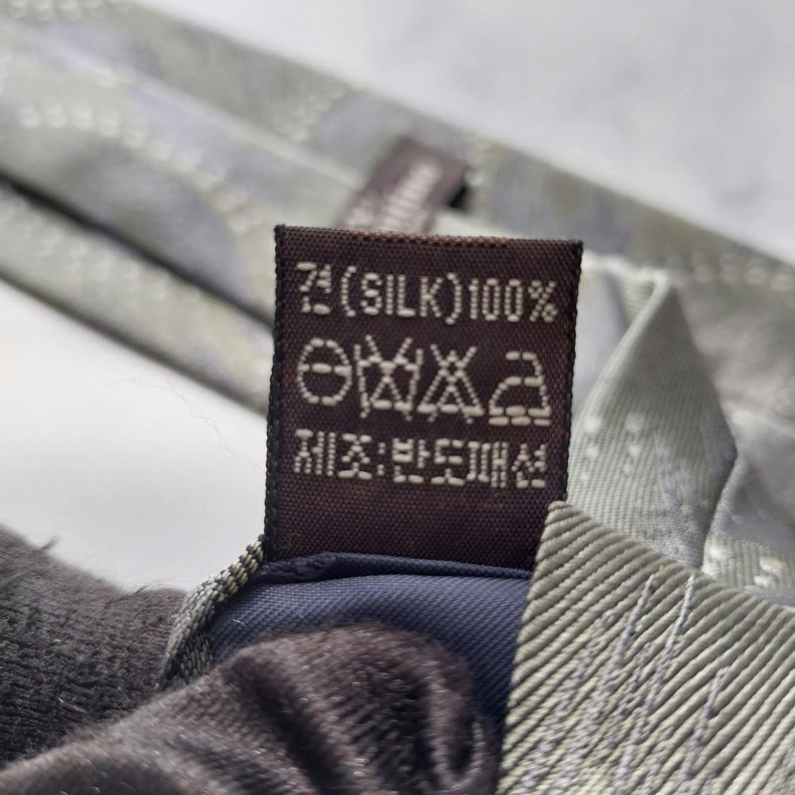 발렌티노 실크 올리브그레이 패턴 넥타이 8.9cm A등급 K2161 상품이미지9