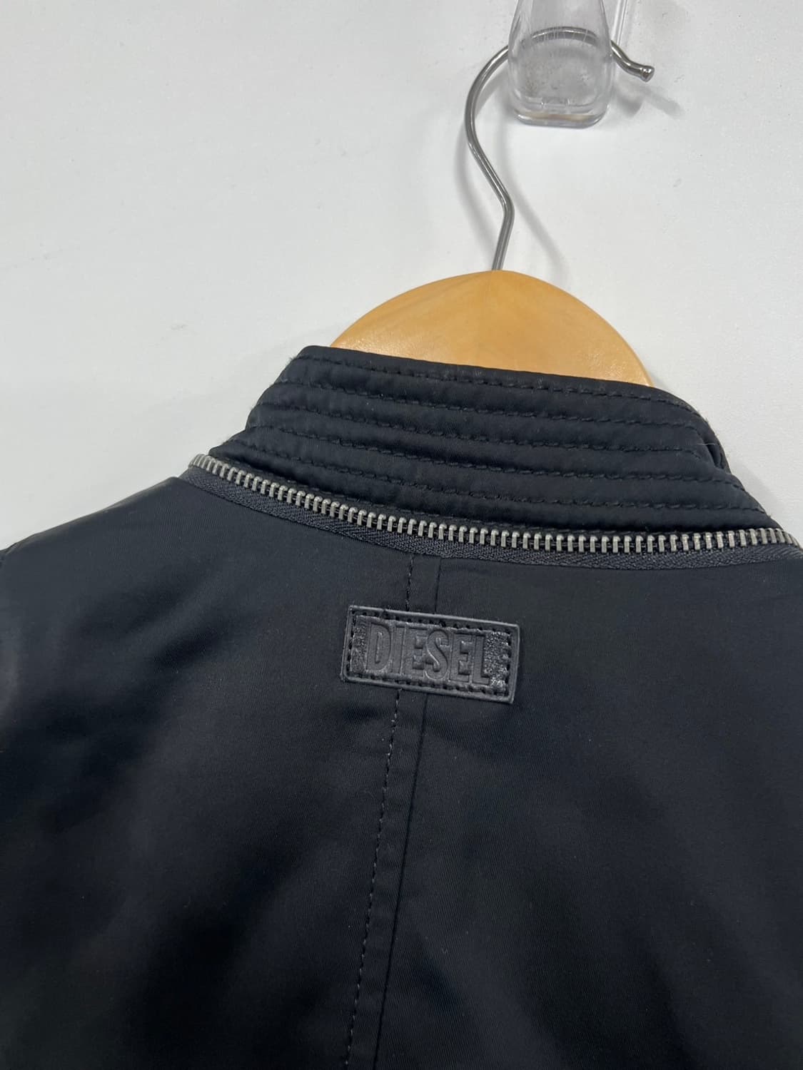 디젤 사선집업 안감 누빔 라이더 자켓 상품이미지9