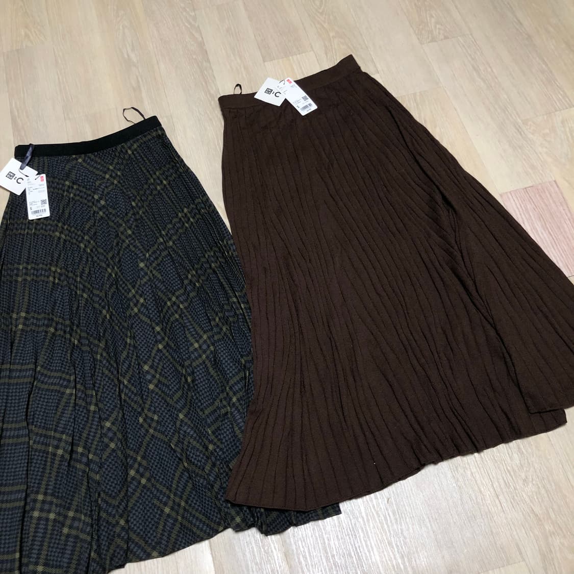 (우먼스 S) 새상품 유니클로 C 플리츠 롱 스커트 메리노 블렌드 스커트 상품이미지5