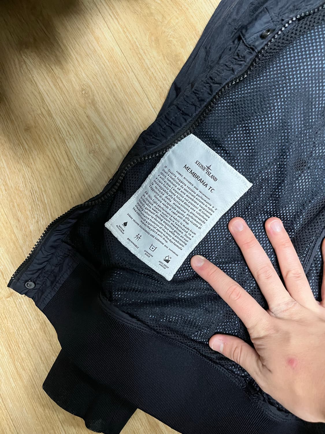 스톤아일랜드 21fw 멤브라나tc 바람막이 상품이미지5