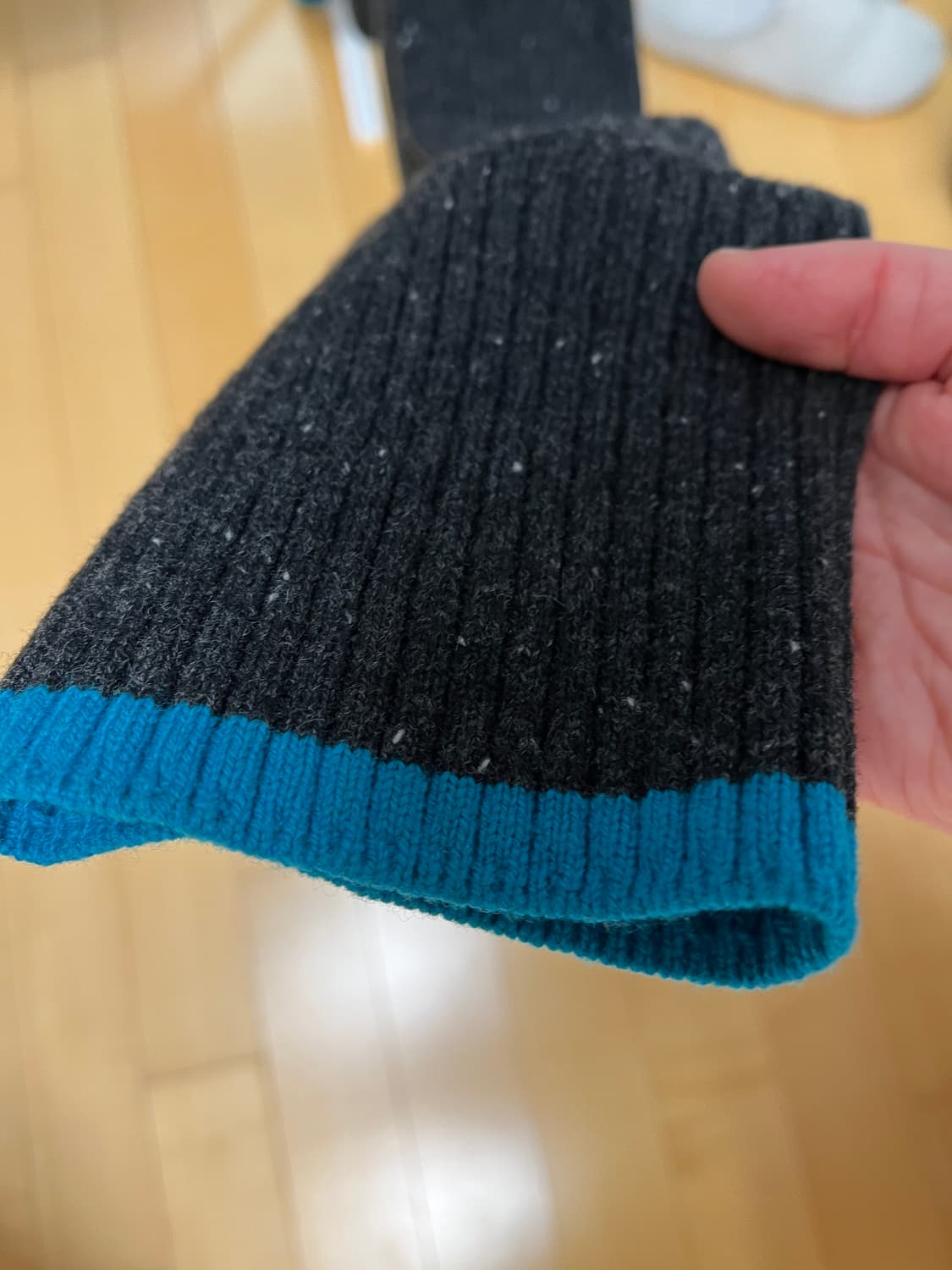 유나이티드에로우즈 여성니트 상태최상 상품이미지4