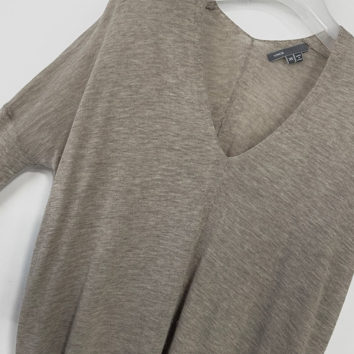 빈스 울 캐시미어 브이넥 니트 상품이미지2