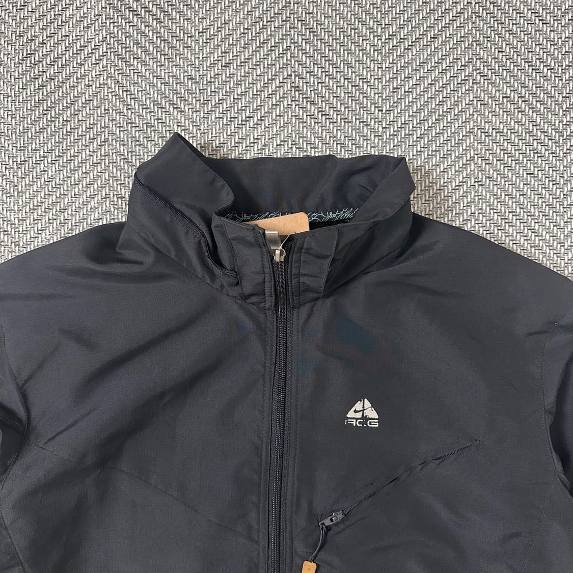 나이키 ACG 바람막이 상품이미지3