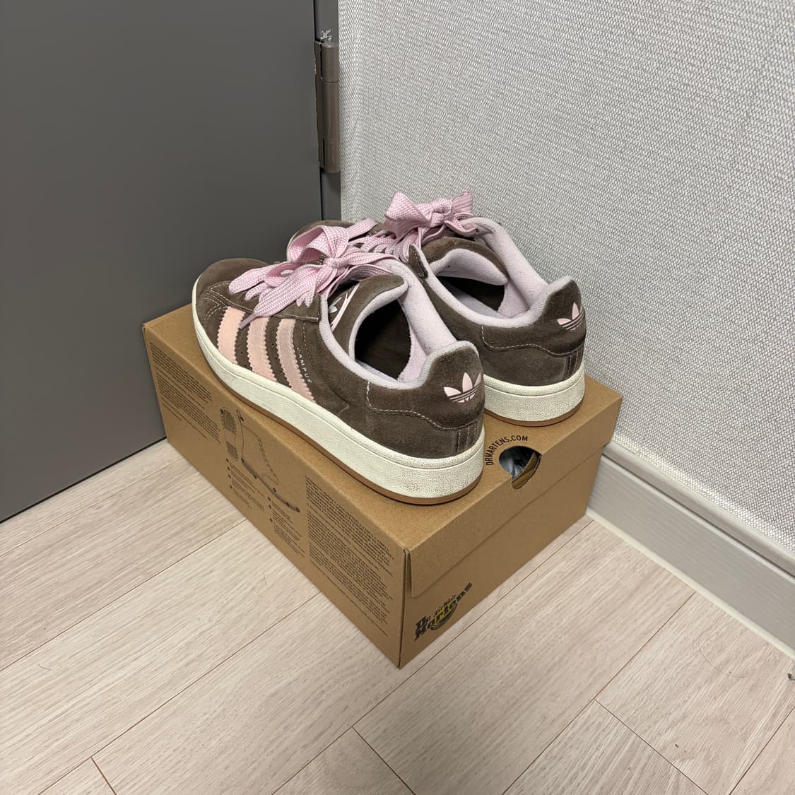 아디다스 캠퍼스 00s 더스트 카고 클리어 핑크 상품이미지2