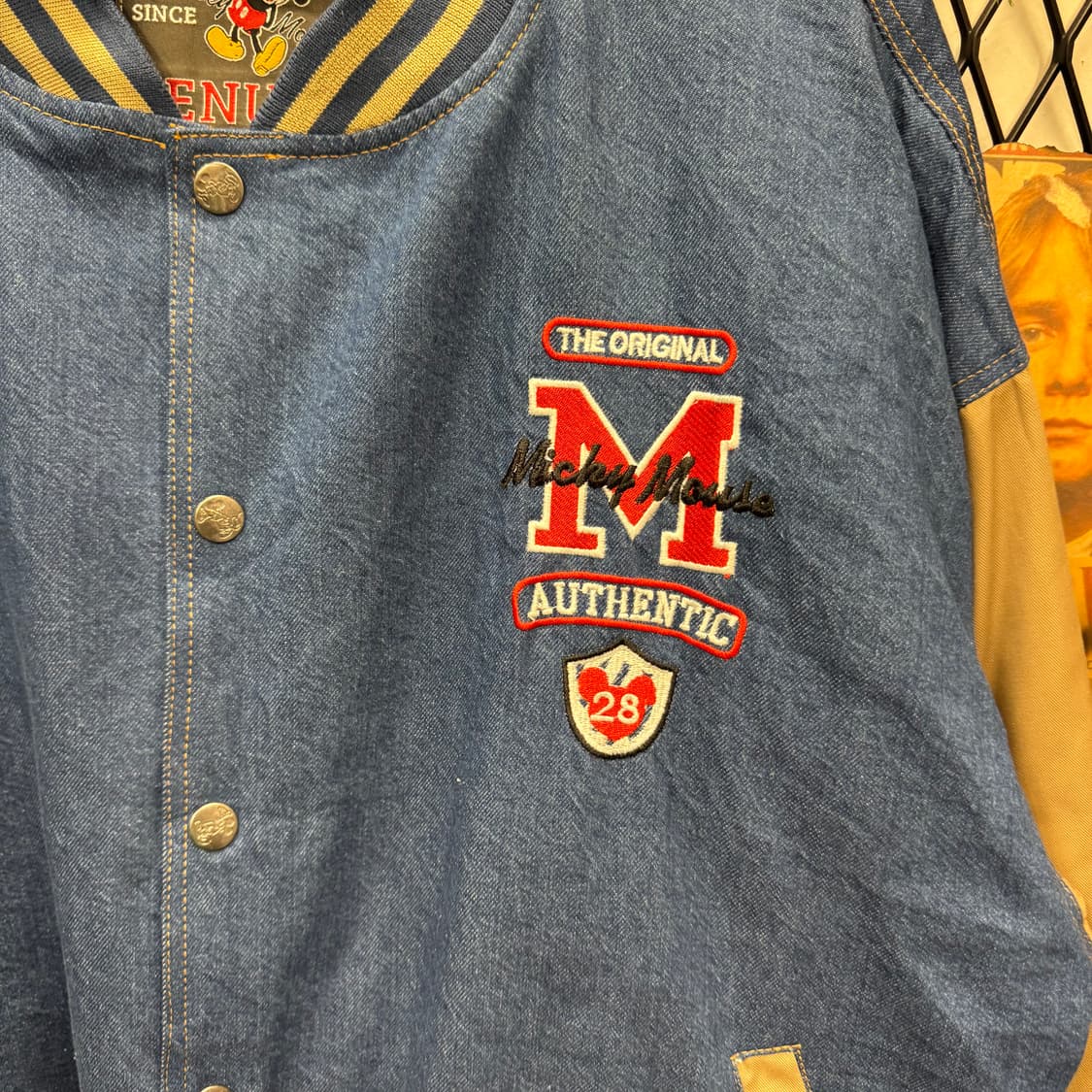 00s 월트디즈니 미키마우스 데님 스타디움 바시티 자켓 브라운 배색 상품이미지5