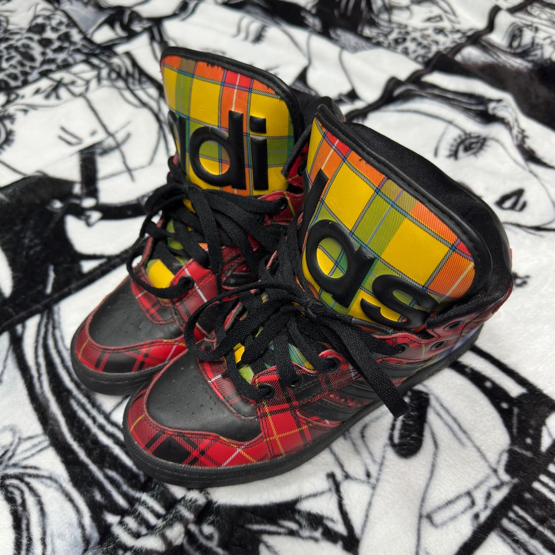 아디다스 제레미스캇 인스팅트 하이 타탄체크 상품이미지1