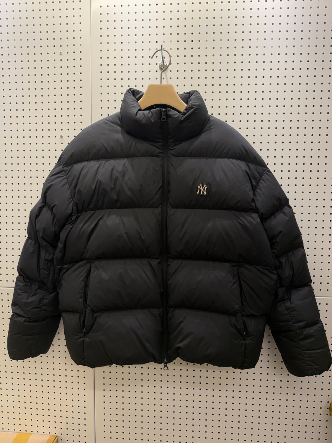 MLB 뉴욕 양키스 빅로고 경량 다운 패딩 U127 상품이미지2