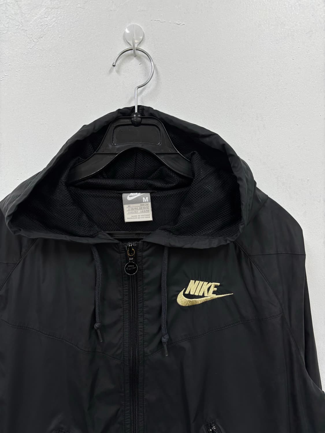 나이키 우먼 투웨이 후드바람막이 상품이미지2