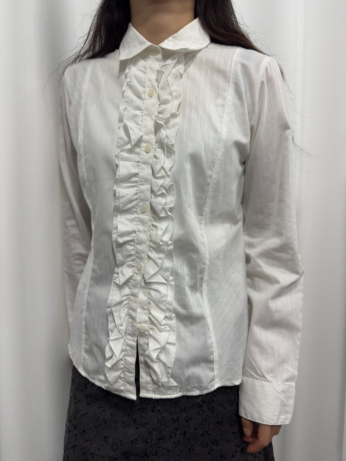 white frill shirt 상품이미지2