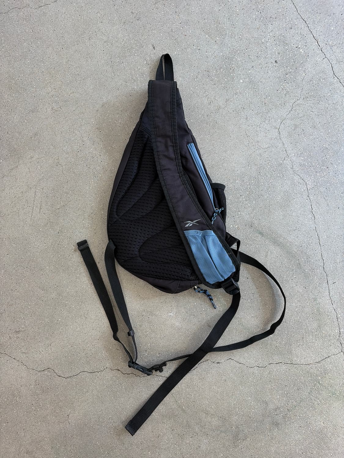 Reebok ripstop sling bag 상품이미지6