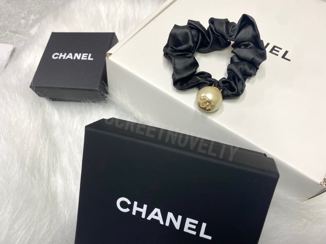 샤넬 진주 CC로고 헤어슈슈 상품이미지10
