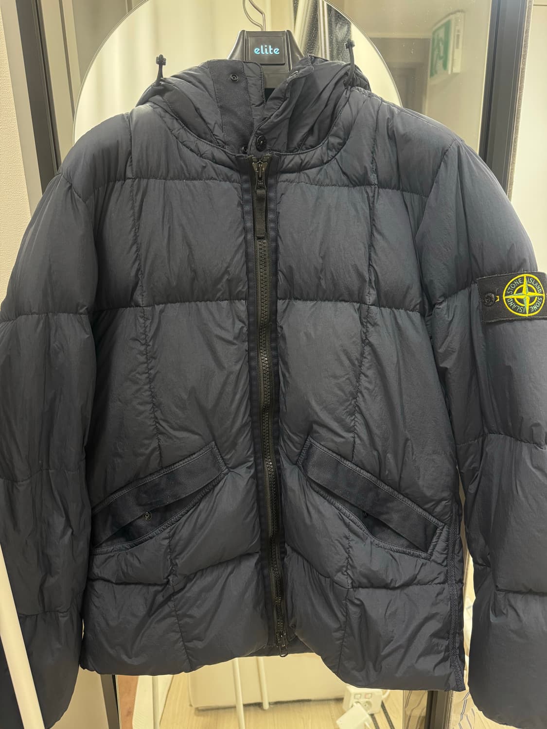 [ M ] 스톤아일랜드 크링클랩스 패딩 네이비 상품이미지1