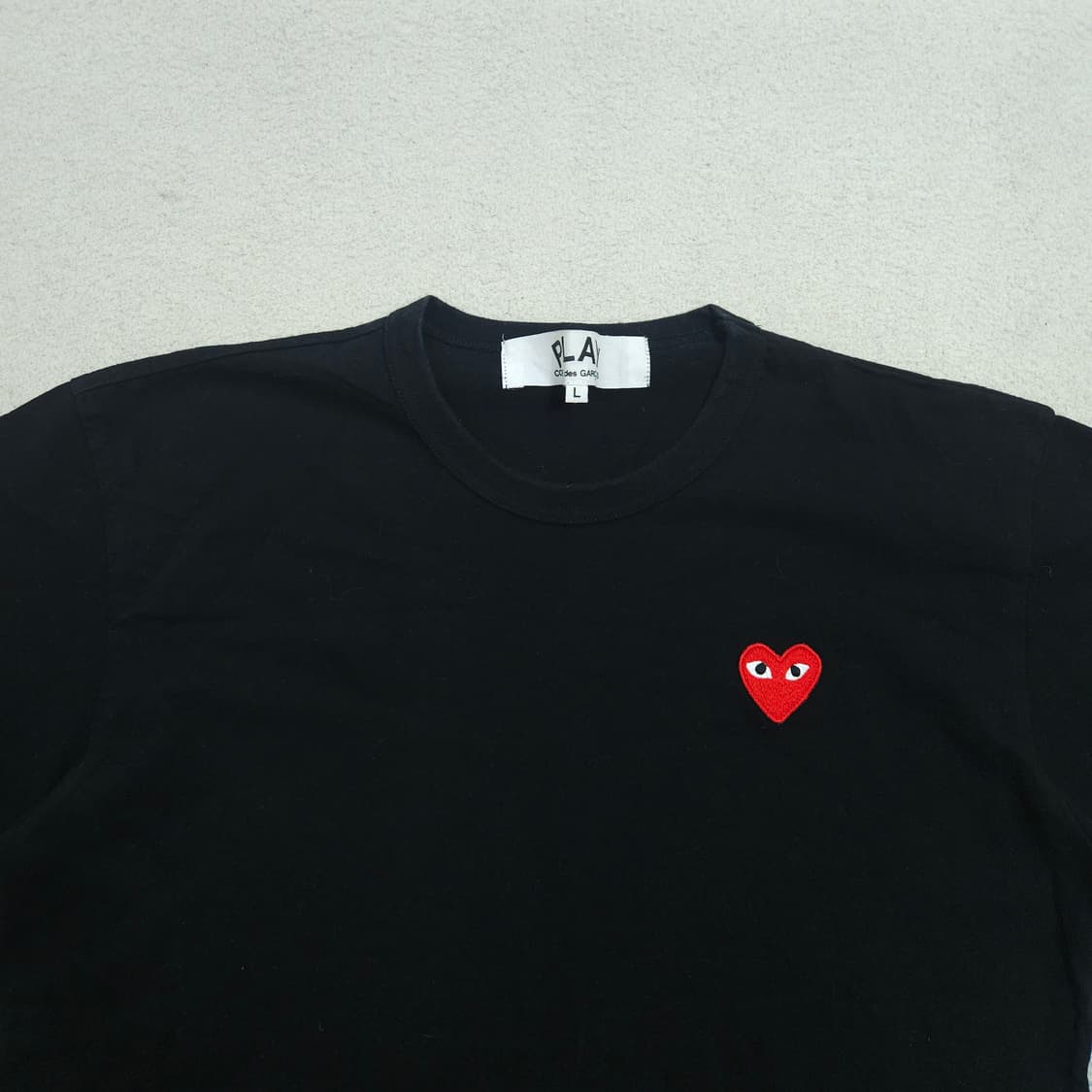 꼼데가르송 하트 와펜 반팔티 L 블랙 상품이미지2