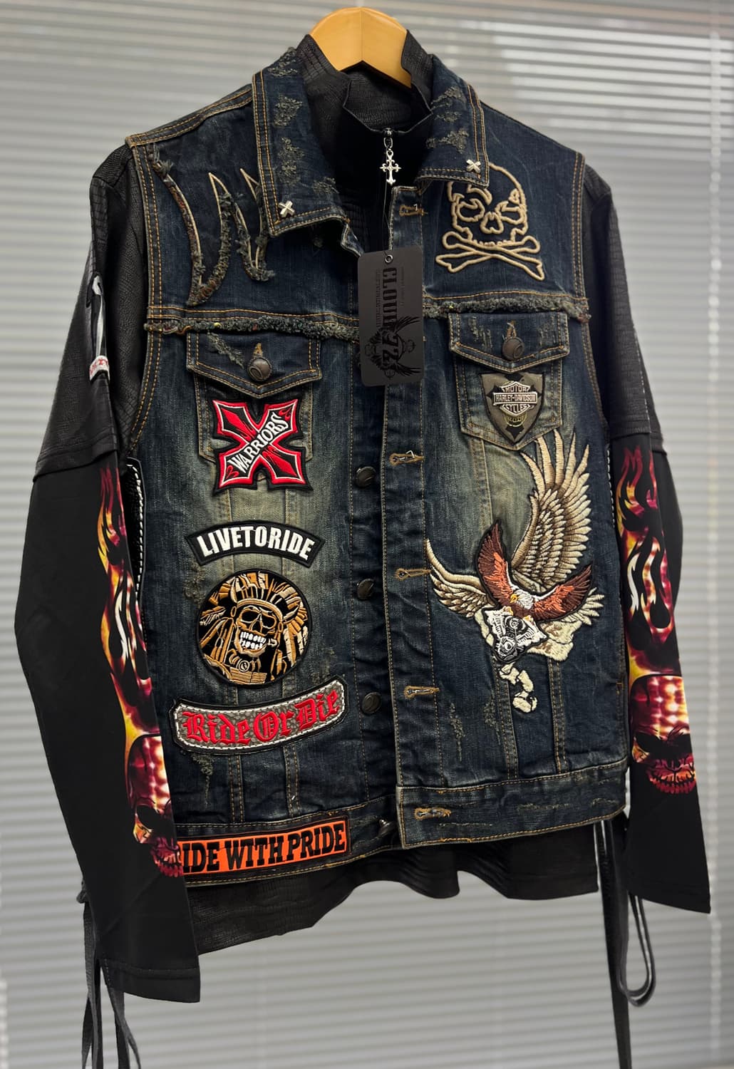 자수워싱 옆트임 청조끼 상품이미지1